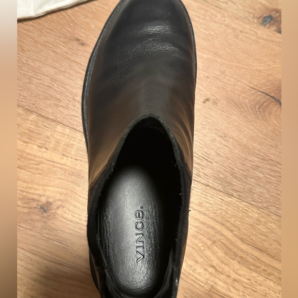 Vince leather Chelsea boots size 12 - Picture 4 of 5